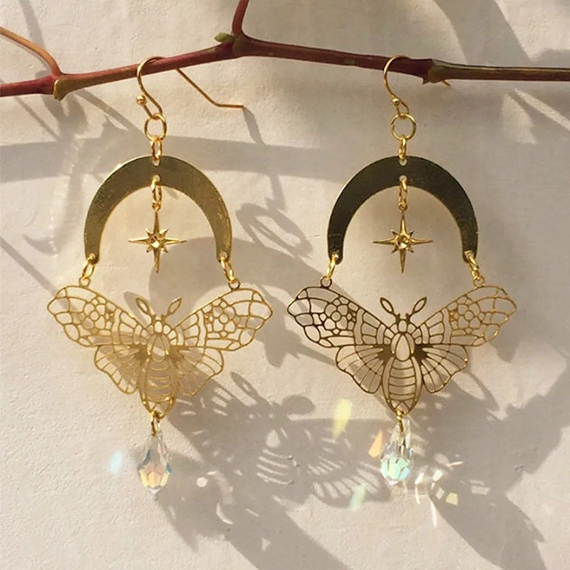 Pendientes Mariposa Luna Cristal Dorado | Joya Elegante y Única