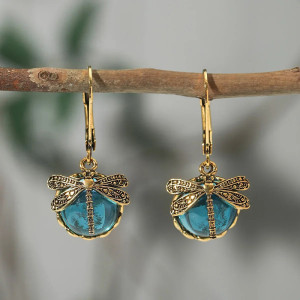 Pendientes de Libélula: ¡Elegancia Natural en Cristal de Color!