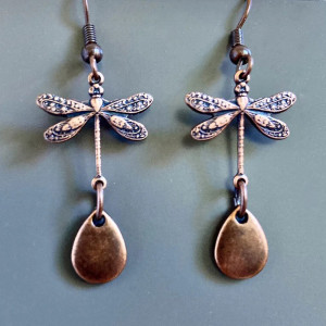 Pendientes Libélula Elegancia Antigua | Joya Vintage Bronce