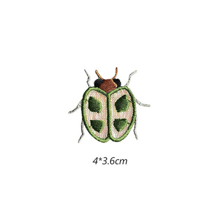 Parche Escarabajo 'Follaje Verde' | Bordado Bonito y Original