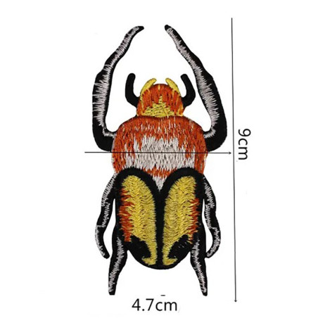 Parche Bordado Escarabajo "Llama Dorada" - Dorado 9x4.7cm
