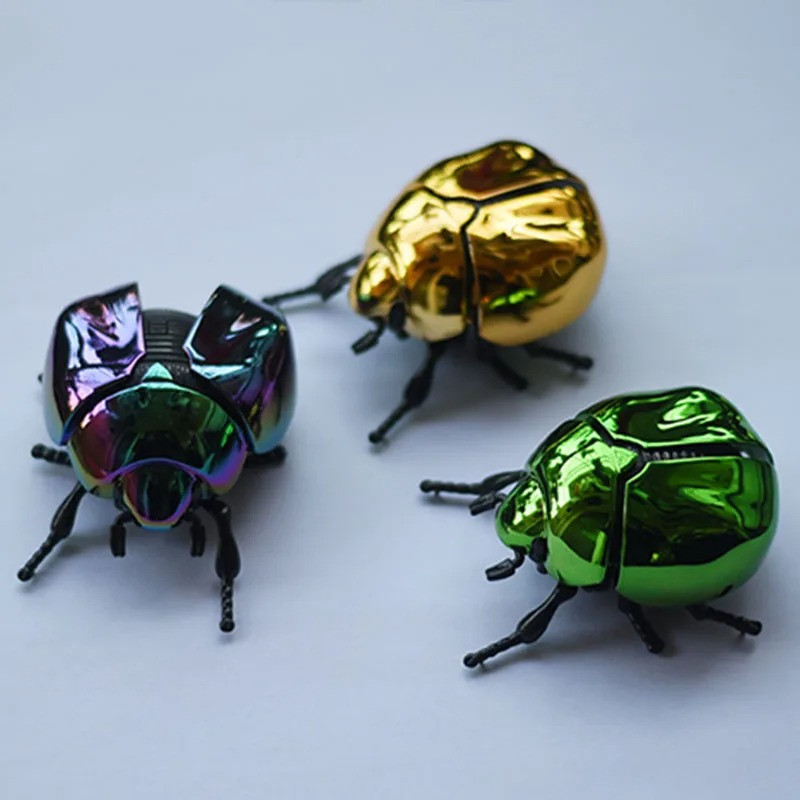 Escarabajo Mecánico de Cuerda - Reflejos Cromados | 3 colores