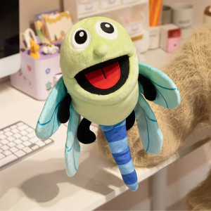 Peluche Libélula Risueña del Estanque - Dulzura Mágica
