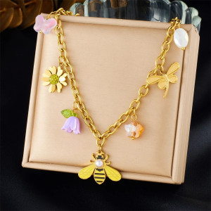 Magnífico Collar Abeja Jardín Encantado