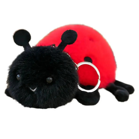 Detalles del Llavero Mariquita de Peluche «Pequeño Amuleto de la Suerte»