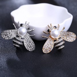 Broche petite abeille pour femme avec strass et perle blanche - 2 modèls au choix