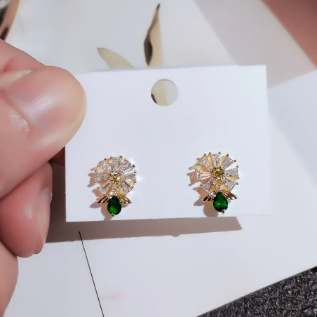 boucles d'oreilles Marguerite et abeille vert emeraude Marie-Antoinette