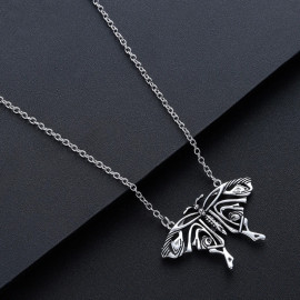 Collier papillon de Nuit Vintage