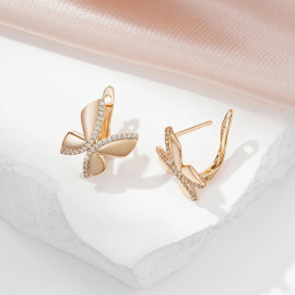 Elegantes Pendientes Mariposa de Oro Rosa con Cristales 🦋