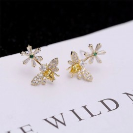 boucles d'oreilles mignonnes et élégantes en forme d'abeille plaqué or