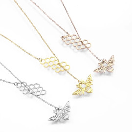Pendentif abeille géométrique