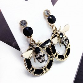 magnifiques Boucles d'oreilles en forme d'abeille  noire pour femmes
