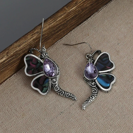 Vue complète des Boucles d'oreilles pendantes Libéllule en métal et Coquillage Ormeau Abalone