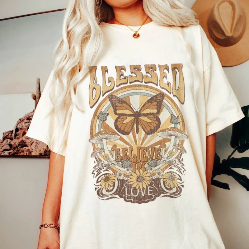 T-Shirt Grand papillon et Fleur "Blessed, Believe and Love"